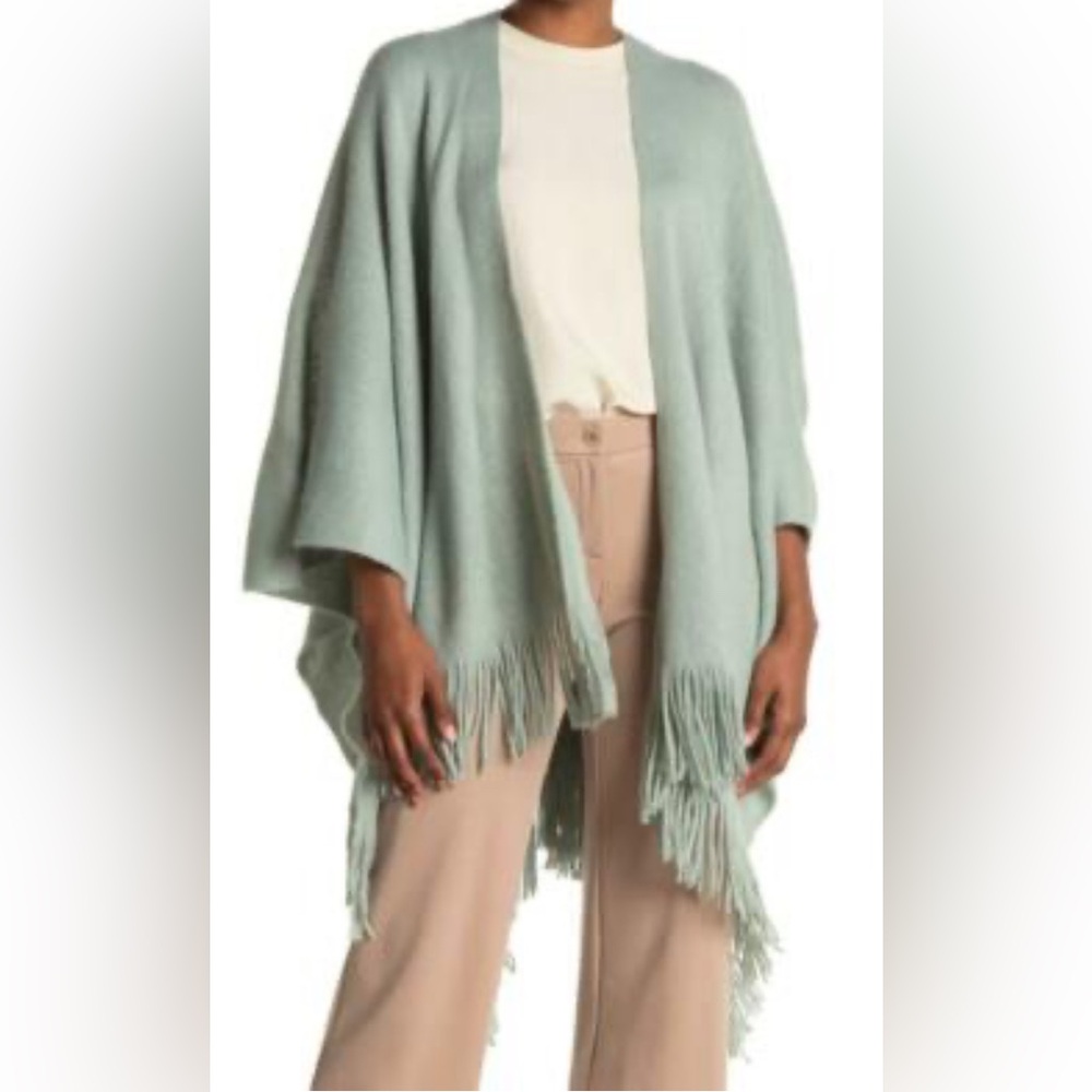 NWT Lauren Conrad Soft Woven One Size Jade/Celadon Green Fringe Blanket Wrap
